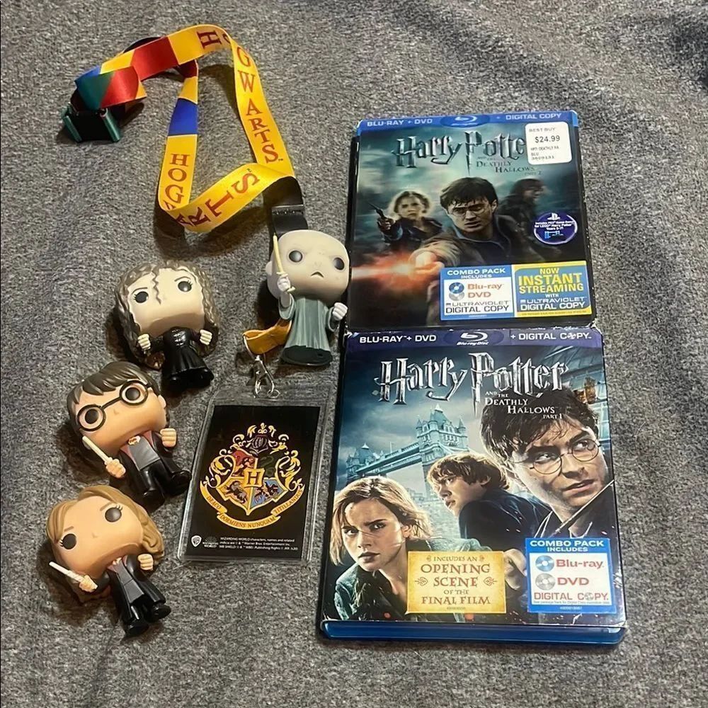 Harry Potter Blu-ray and Collectibles Set
